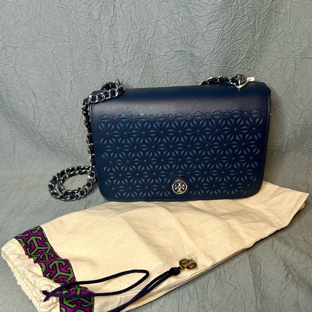 🔥FLASH SALE $279🔥 Tory Burch Leather Lattice-patterned purse**
